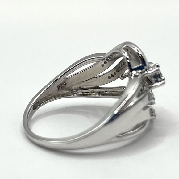 0.40 CT Natural Diamond Sterling Silver Ring - Picture 8 of 10